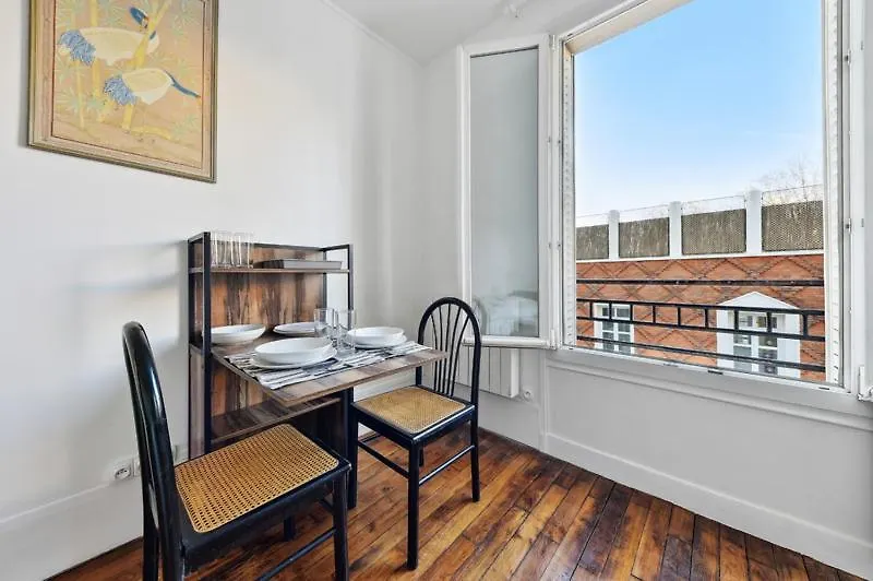 516 Champion - Superb In Apartment Paris